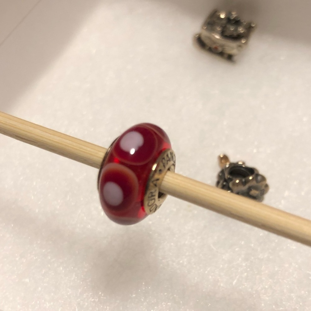 Pandora Glass bead